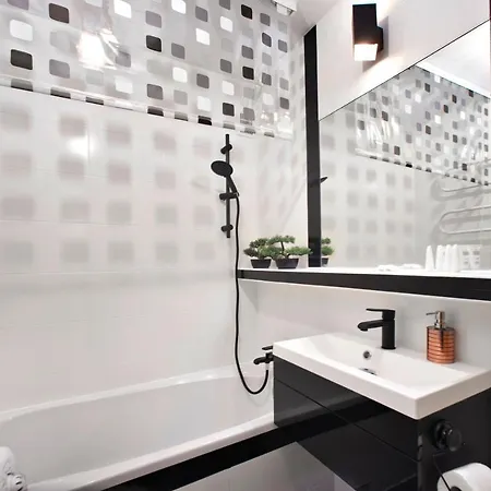 Hoza Lux P&o Serviced Apartment