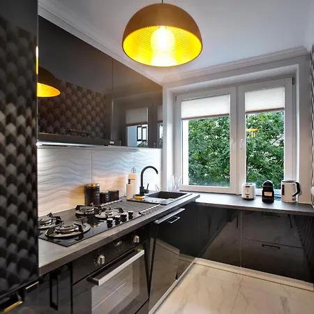Hoza Lux P&o Serviced Apartment *